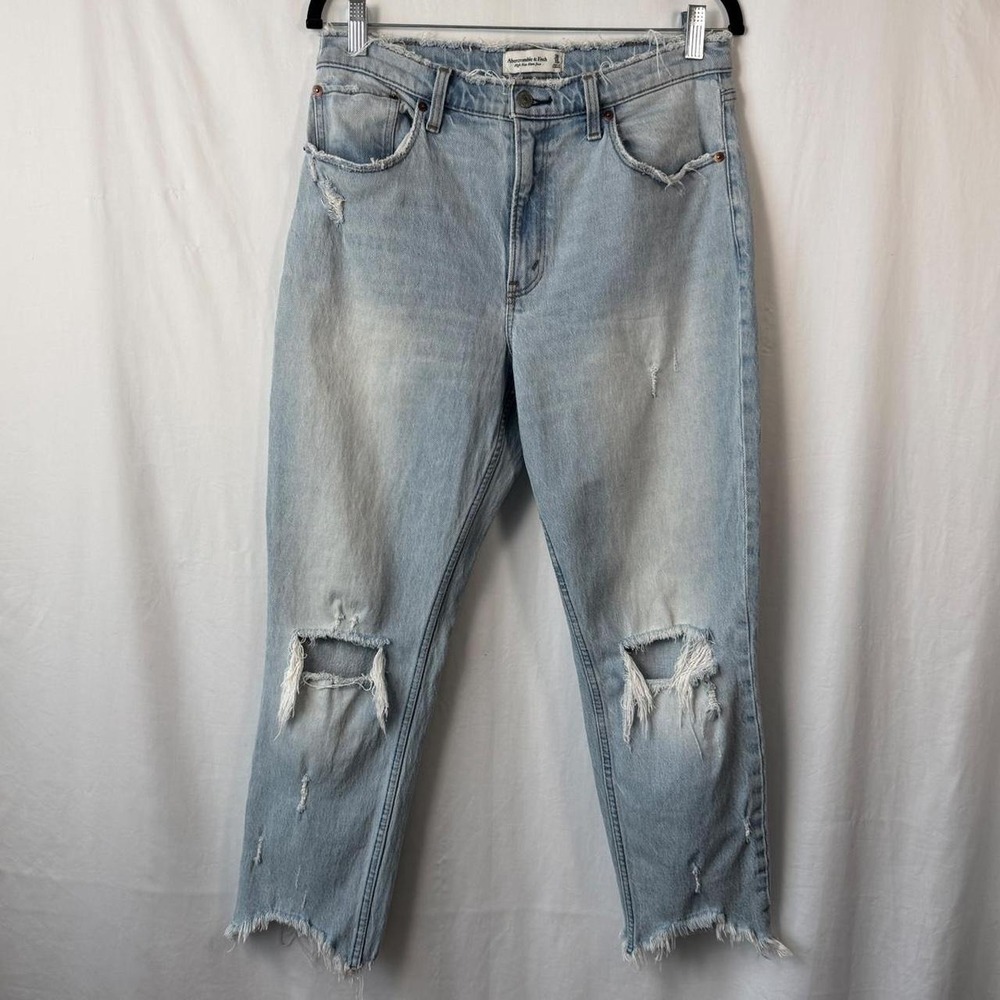 Abercrombie & Fitch High Rise Mom Jeans Size 30 R